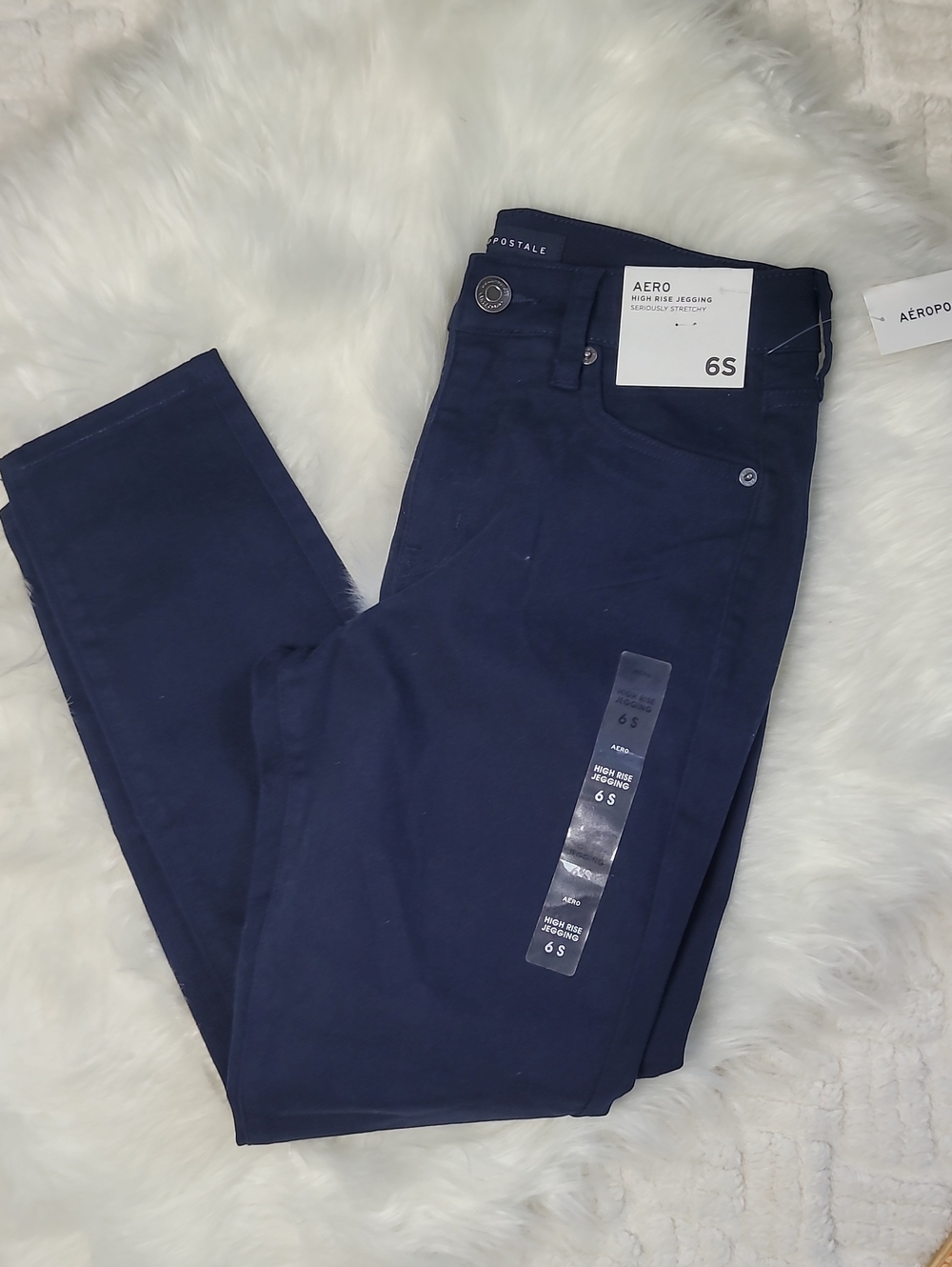 NWT AERO SERIOUSLY STRETCHY HIGH-RISE JEGGING SIZE 6 SHORT